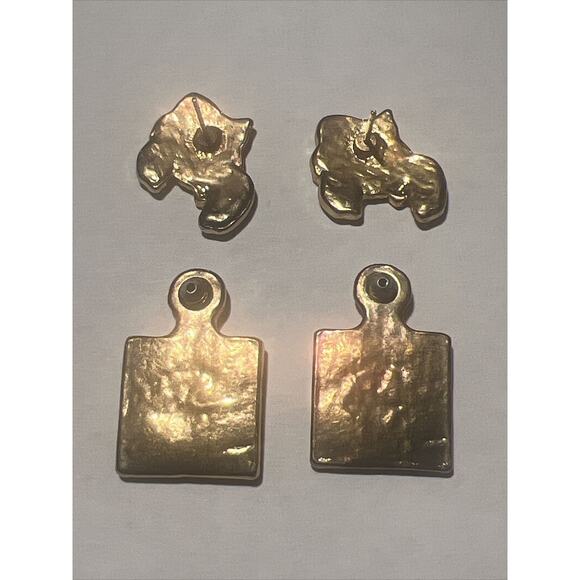 Lot Of 4 Vintage Enamel Christmas Holiday Earrings Cats Snowman Gingerbread Man - Picture 11 of 11